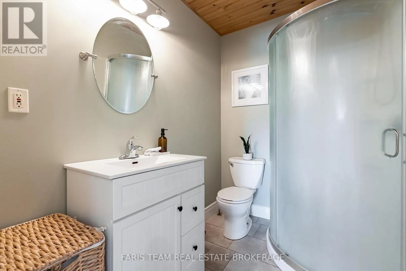 1346 PENETANGUISHENE ROAD