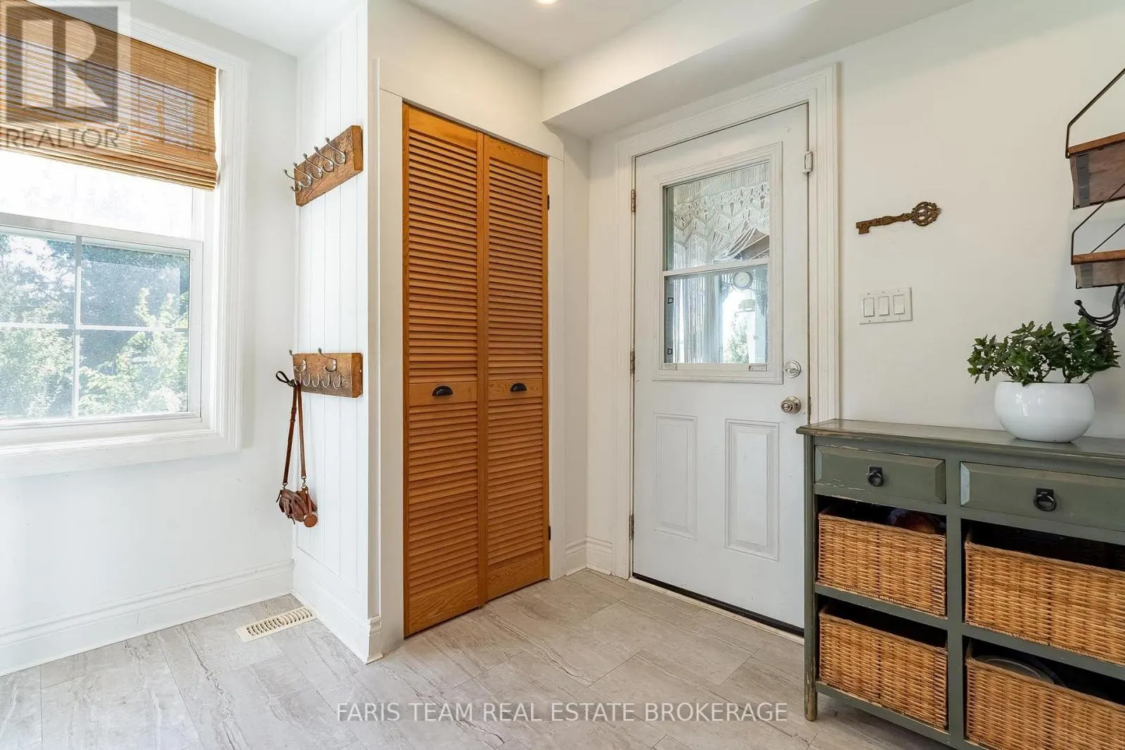 1346 PENETANGUISHENE ROAD