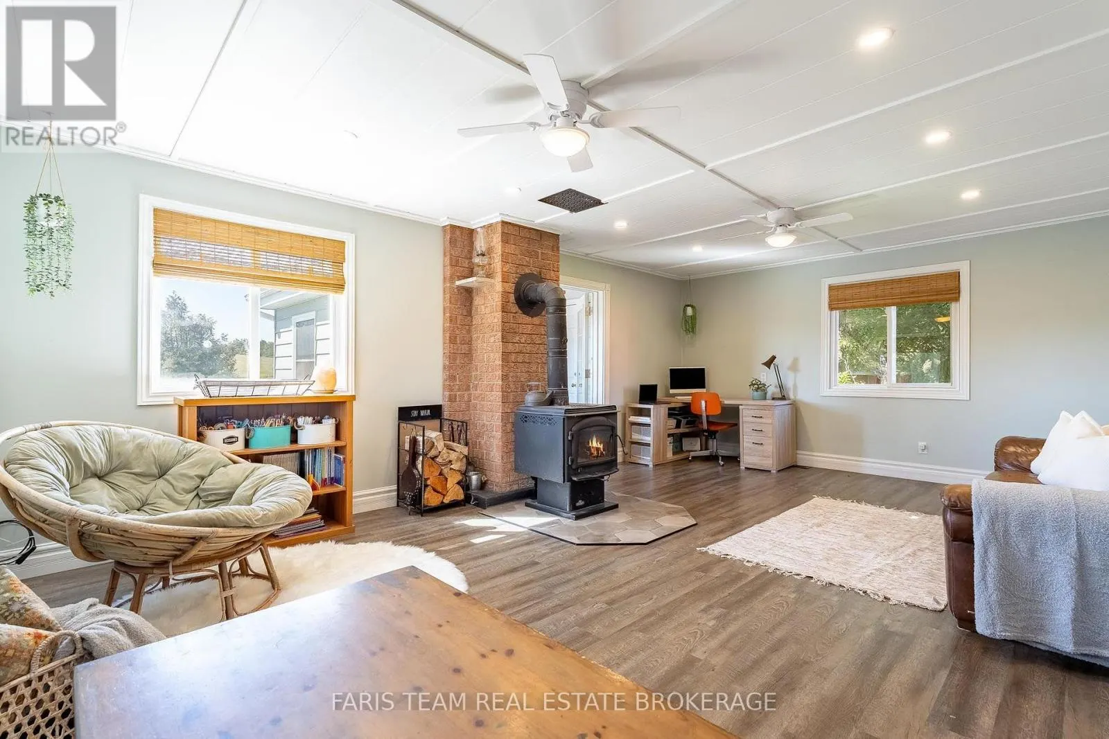 1346 PENETANGUISHENE ROAD