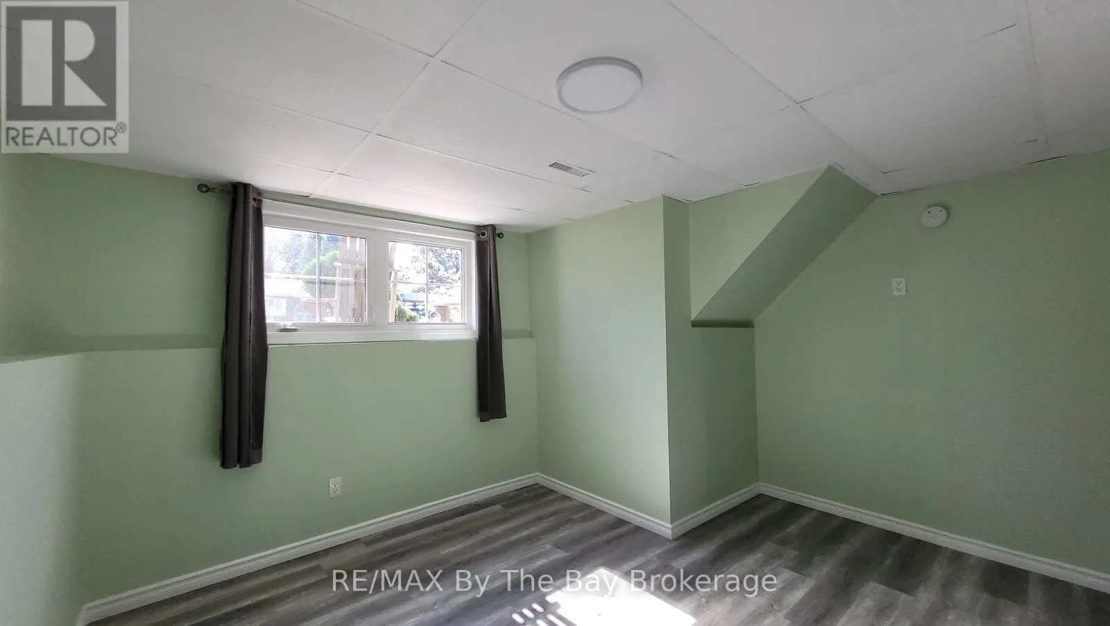 BASEMENT - 48 CARIBOU TRAIL #Basement