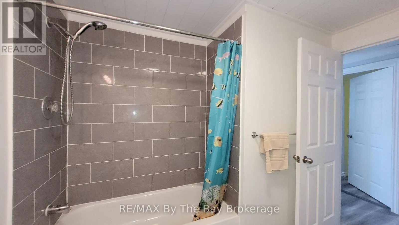 BASEMENT - 48 CARIBOU TRAIL #Basement