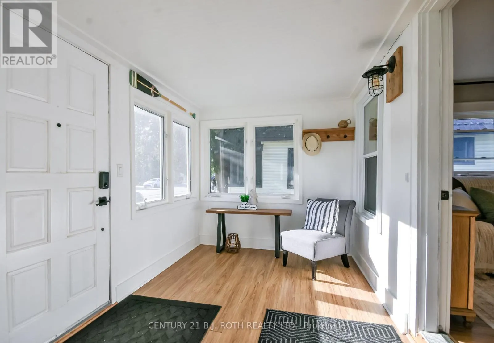 3358 MUSKOKA STREET