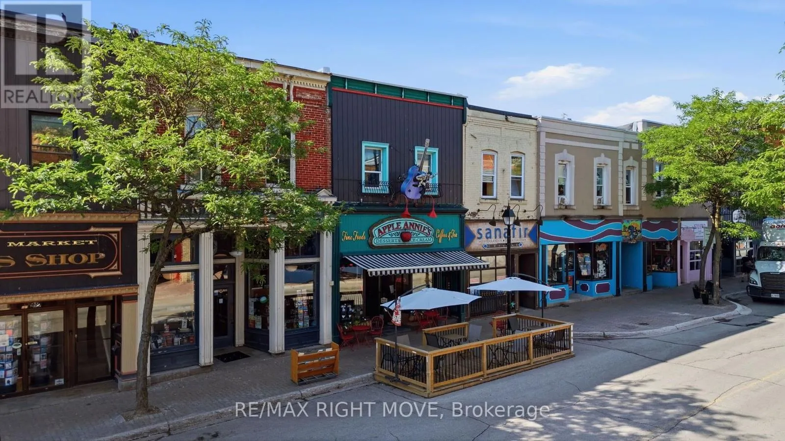 101 MISSISSAGA STREET E