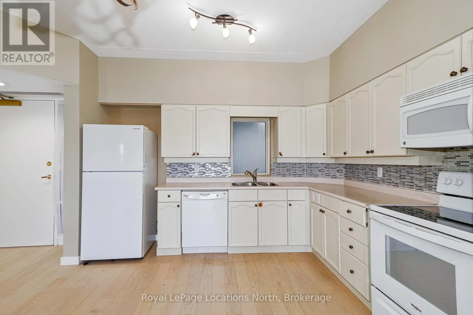 106 - 49 RAGLAN STREET #106