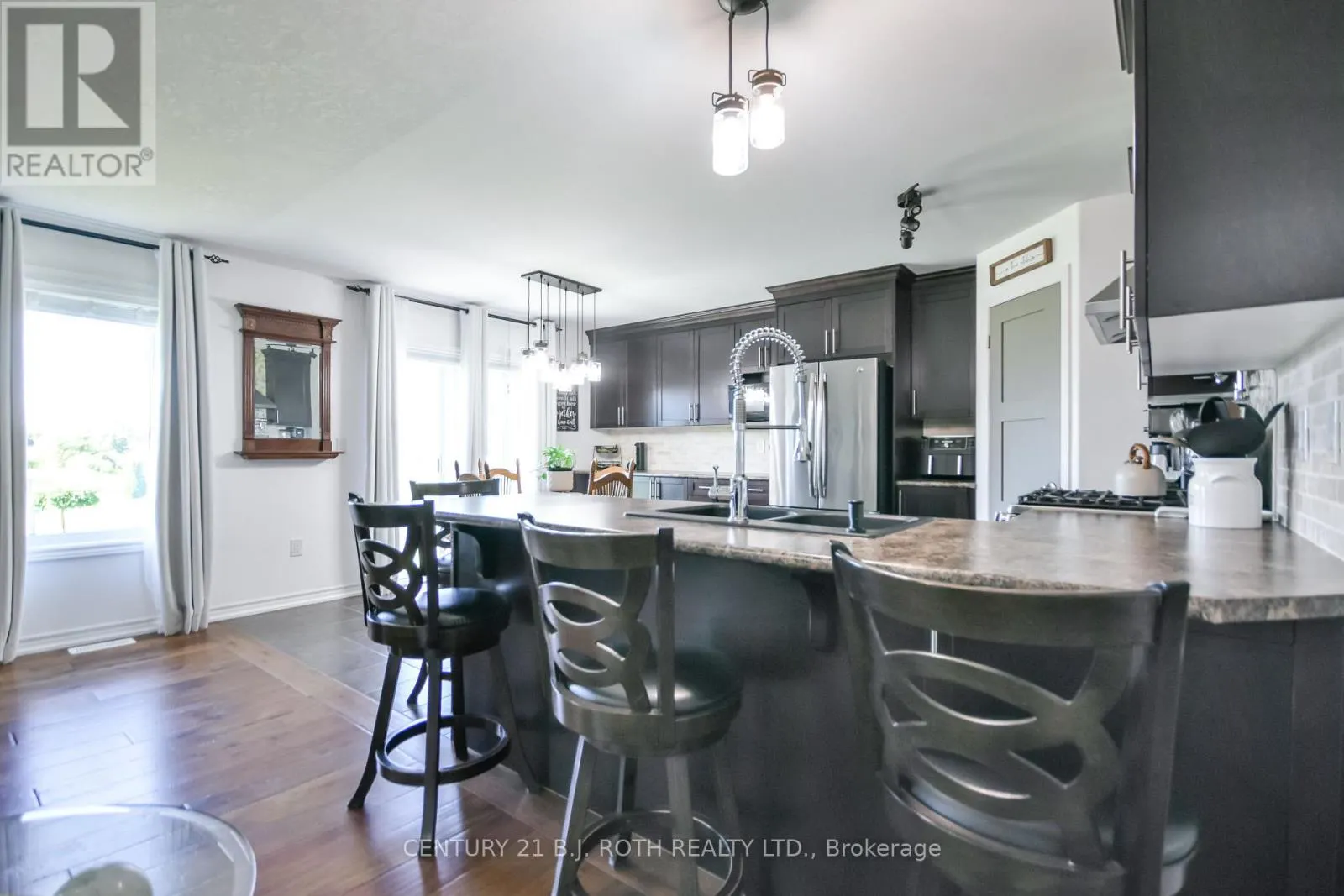 20 KEYZER DRIVE