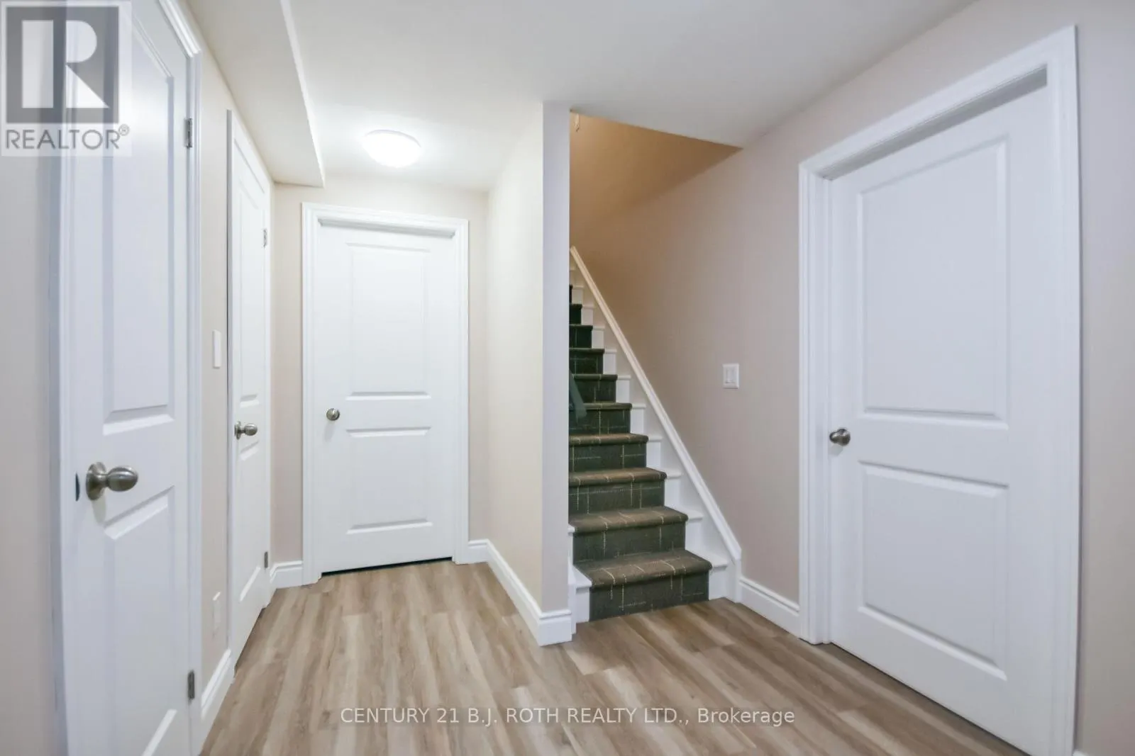 20 KEYZER DRIVE
