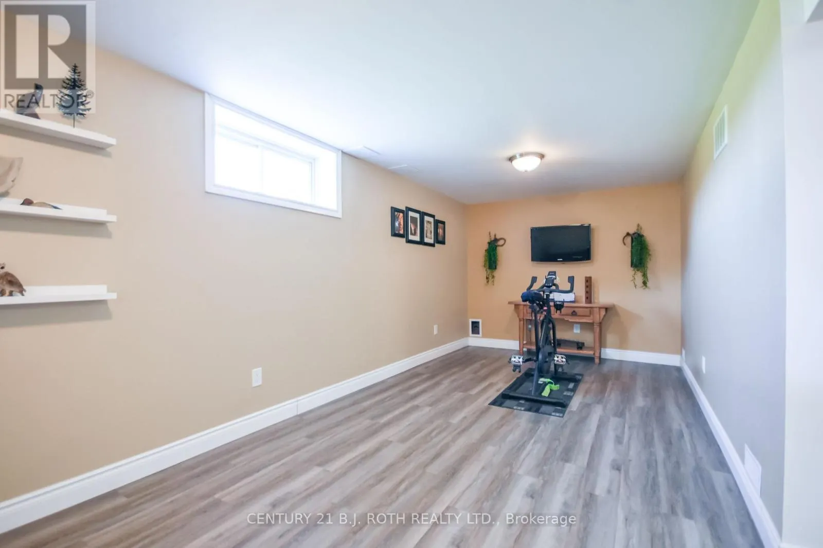20 KEYZER DRIVE