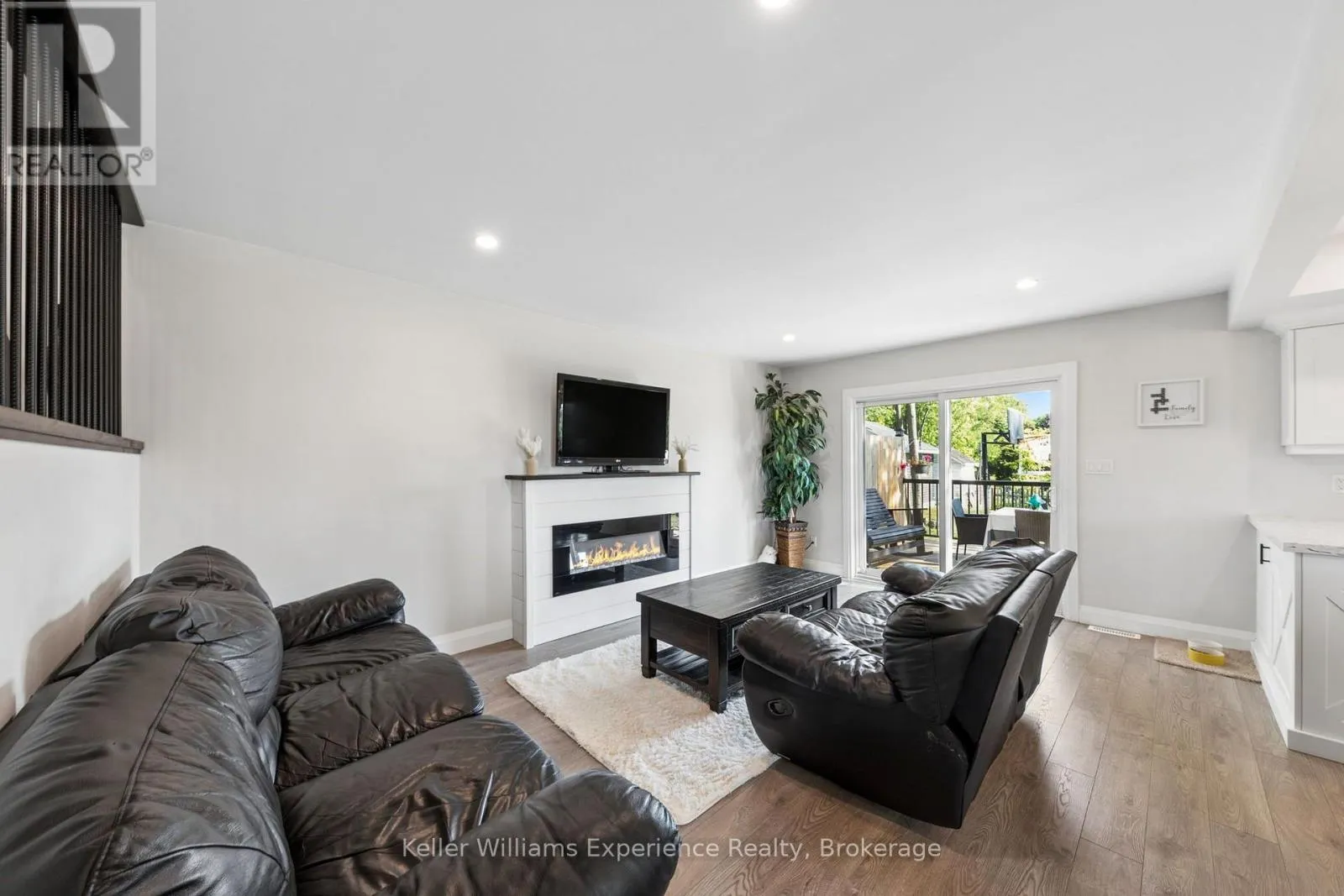 38 PAYETTE DRIVE