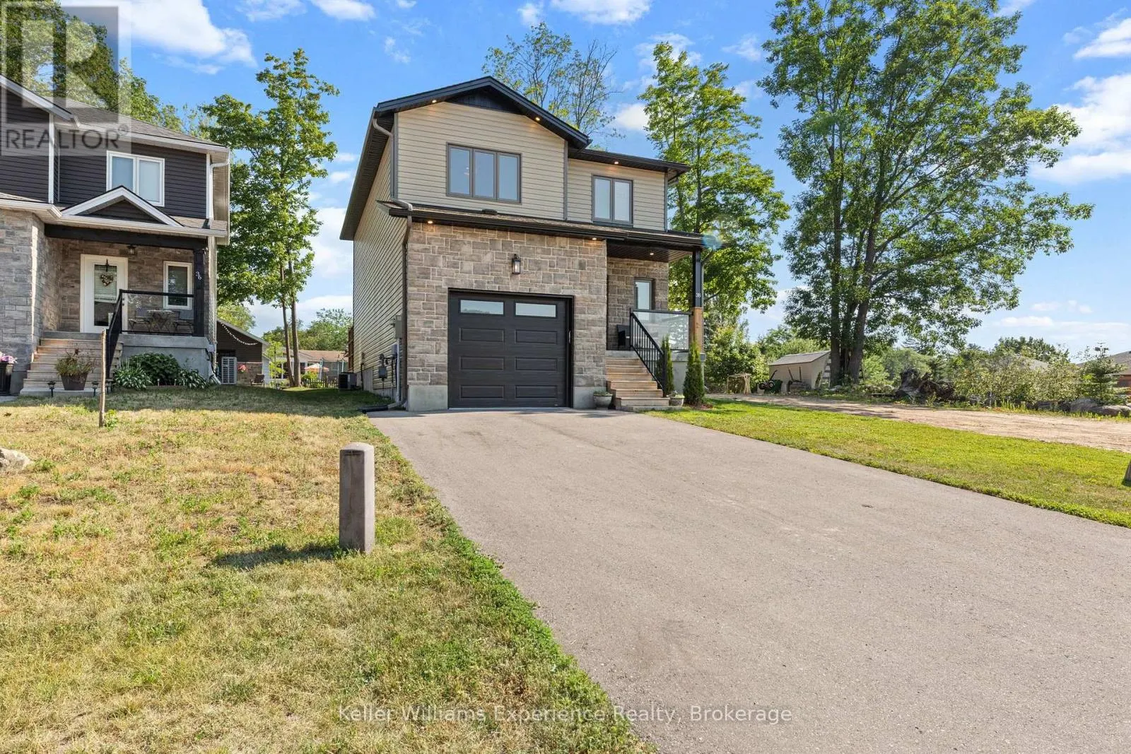 38 PAYETTE DRIVE