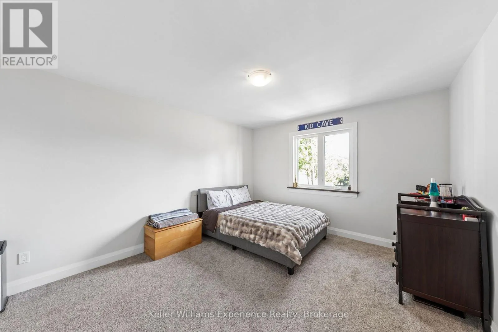 38 PAYETTE DRIVE