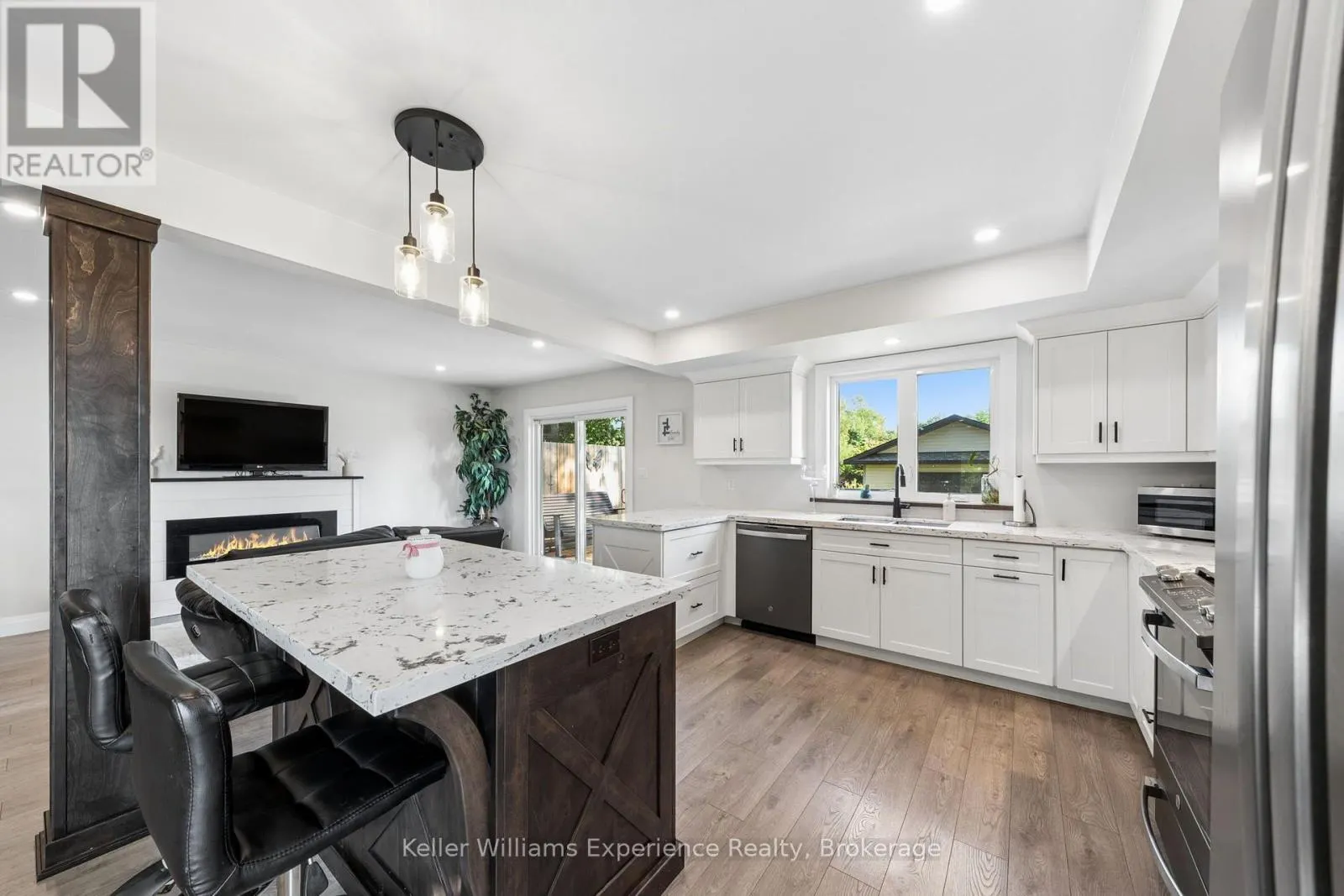 38 PAYETTE DRIVE