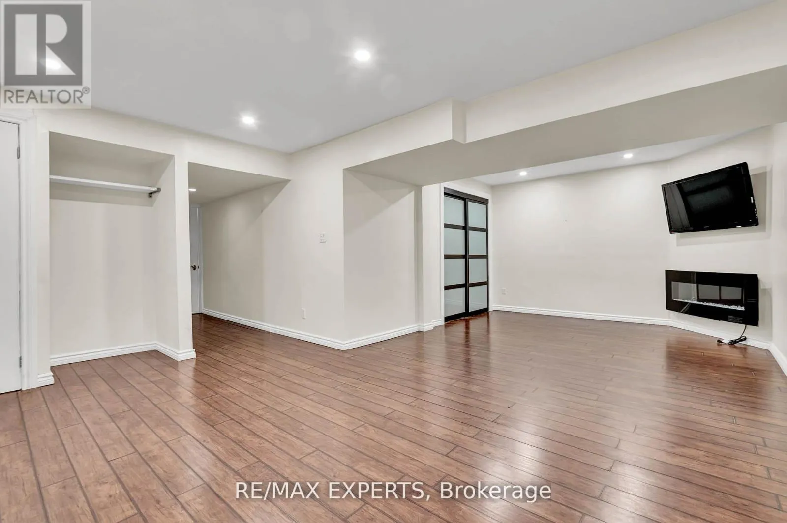 14 ALANA DRIVE