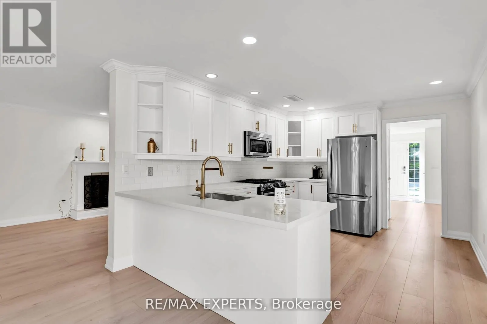 14 ALANA DRIVE