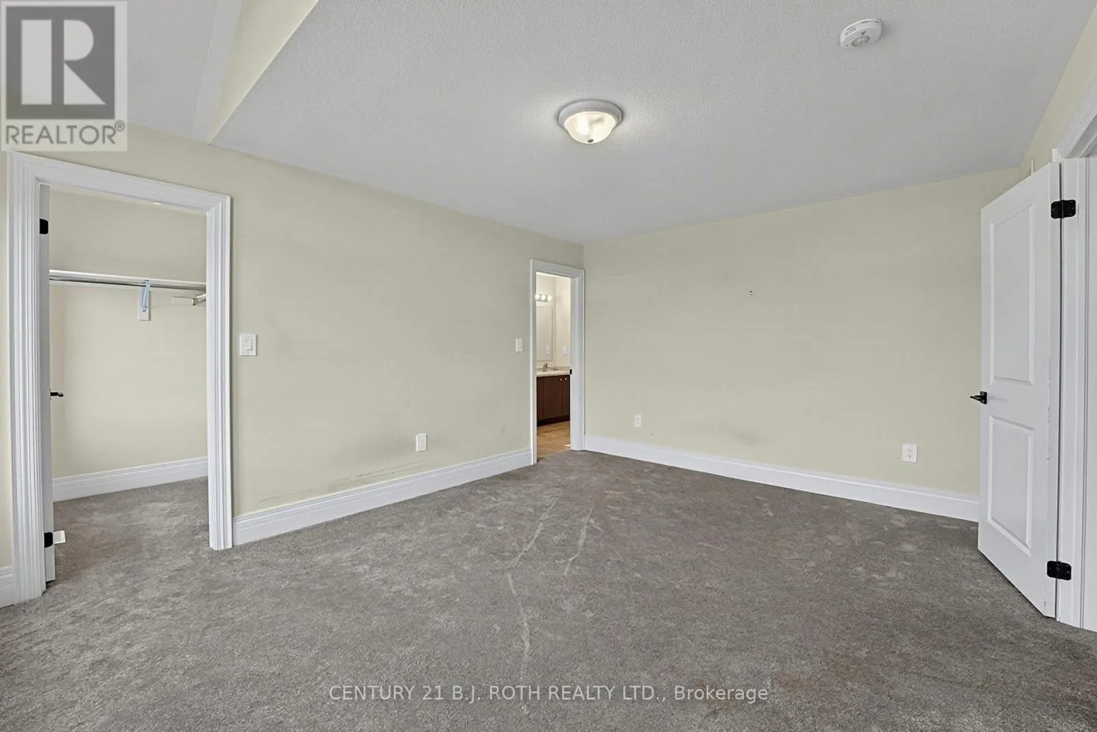 55 SANFORD CIRCLE