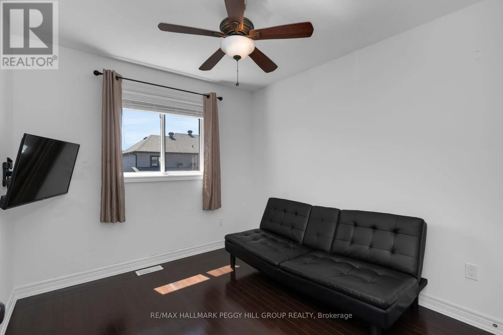 985 COOK DRIVE