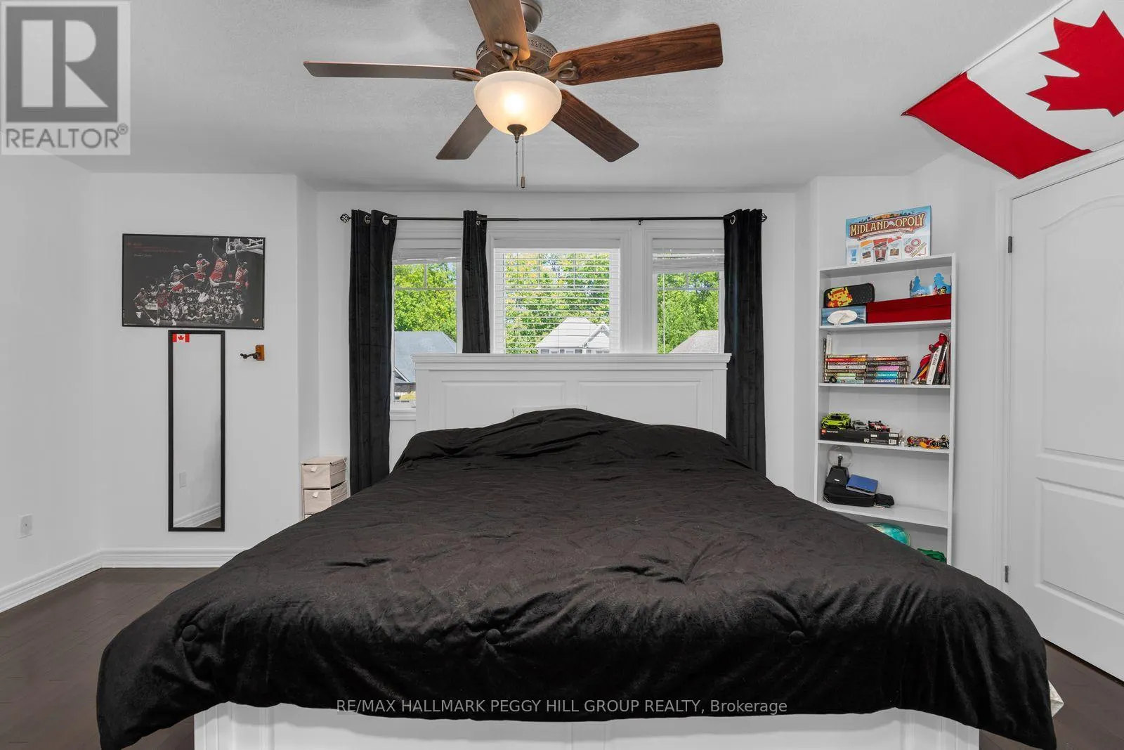985 COOK DRIVE