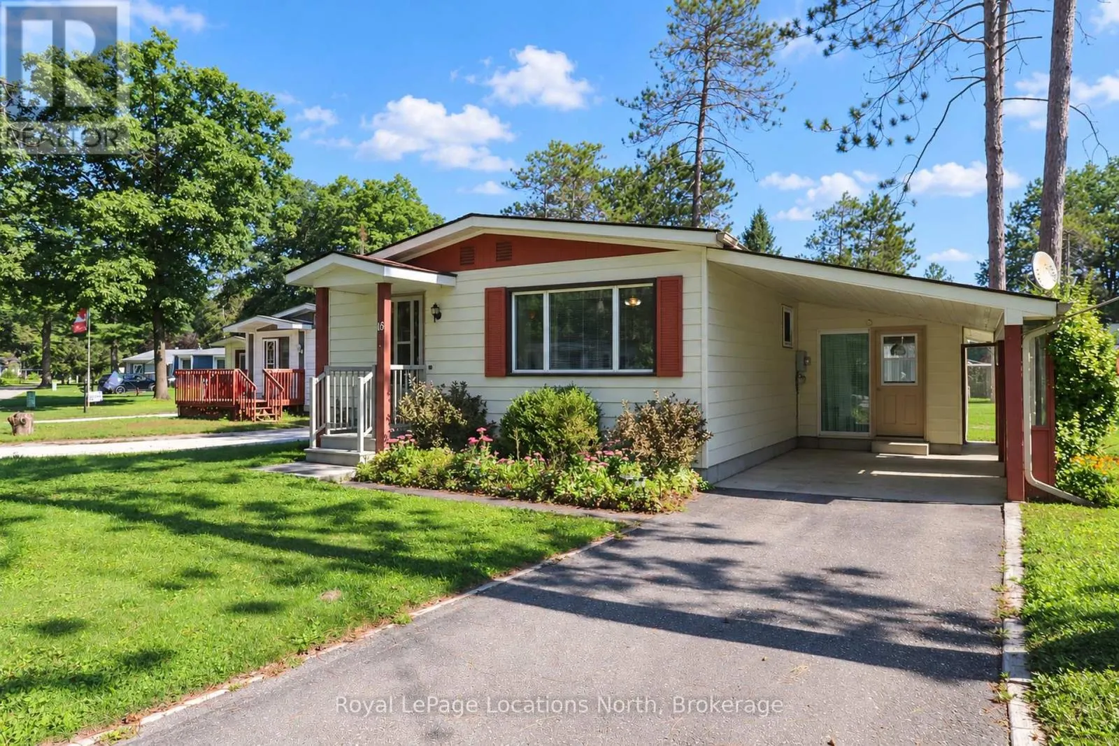 16 SINCLAIR AVENUE S