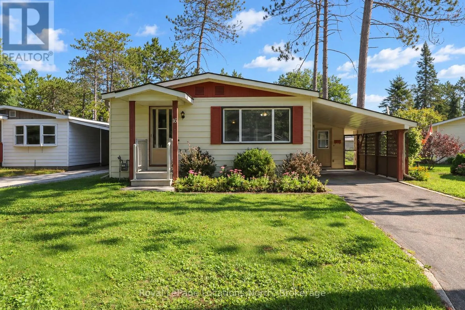 16 SINCLAIR AVENUE S