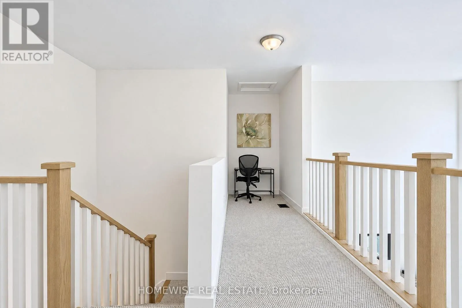 33 RUBY CRESCENT