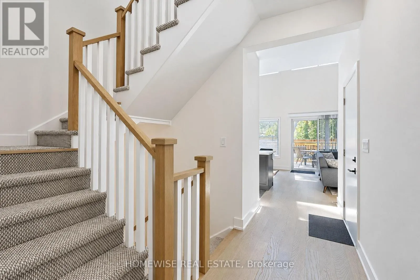 33 RUBY CRESCENT