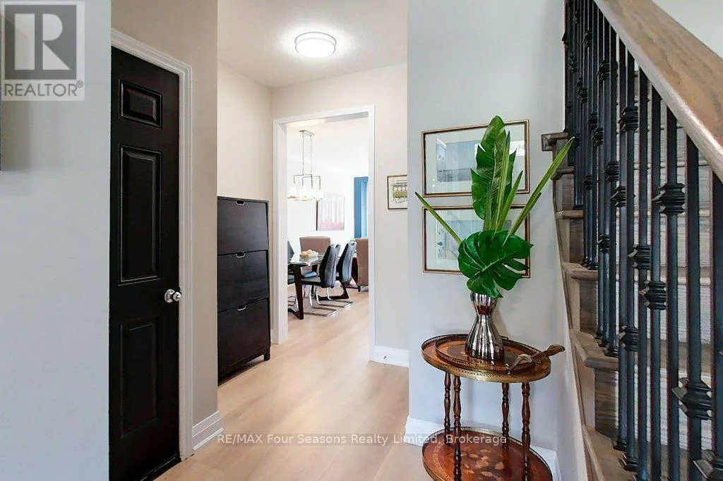 24 BARFOOT STREET