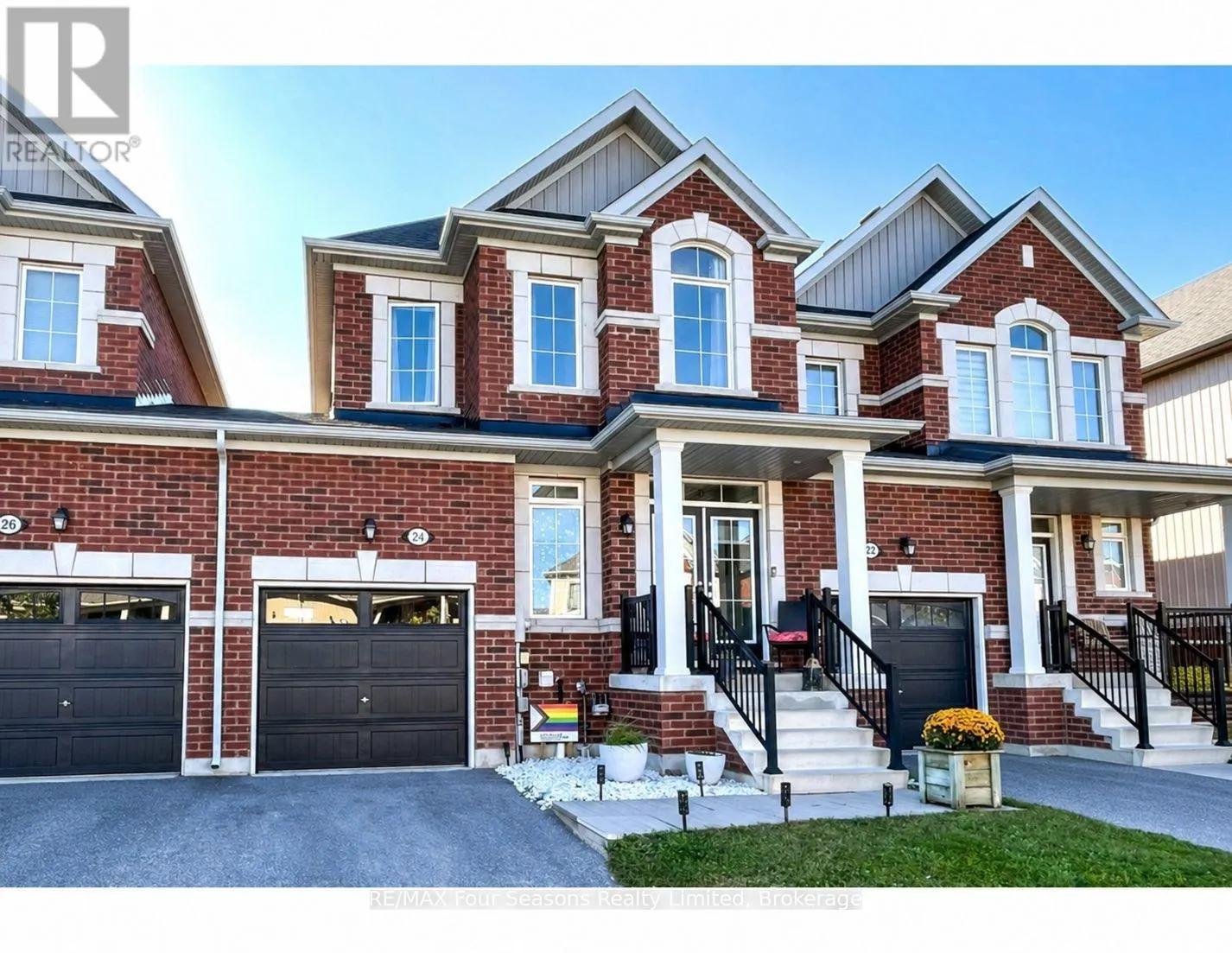 24 BARFOOT STREET