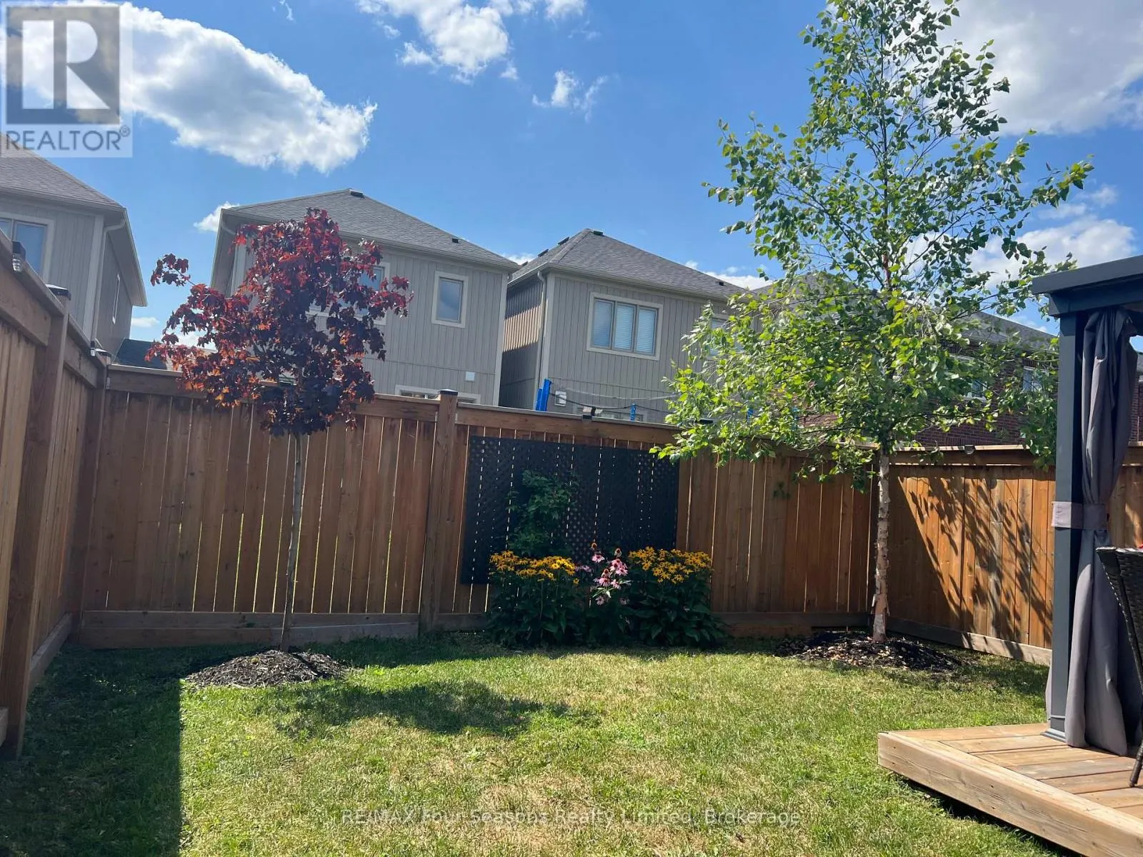 24 BARFOOT STREET