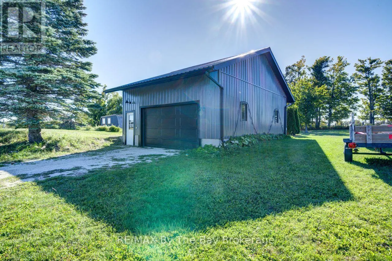 2574 FAIRGROUNDS ROAD S