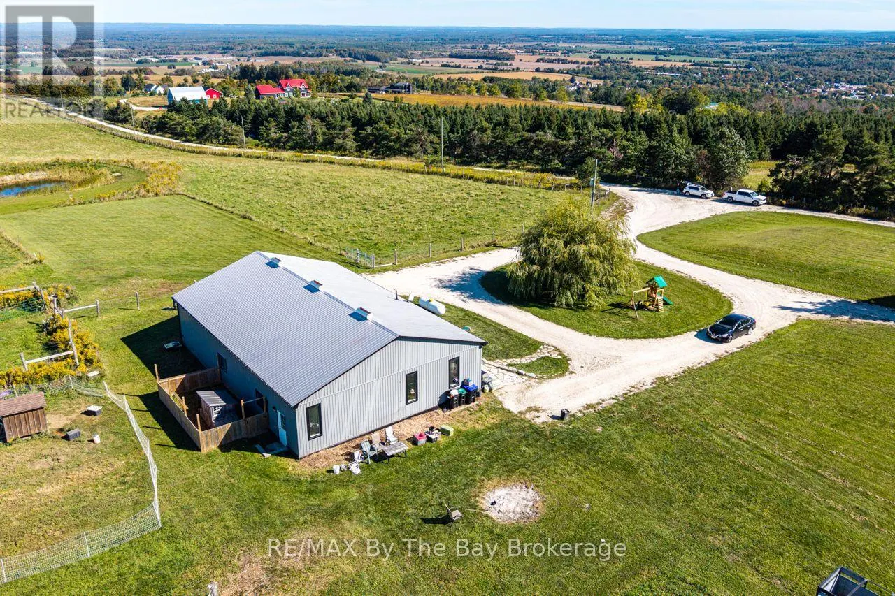 2574 FAIRGROUNDS ROAD S