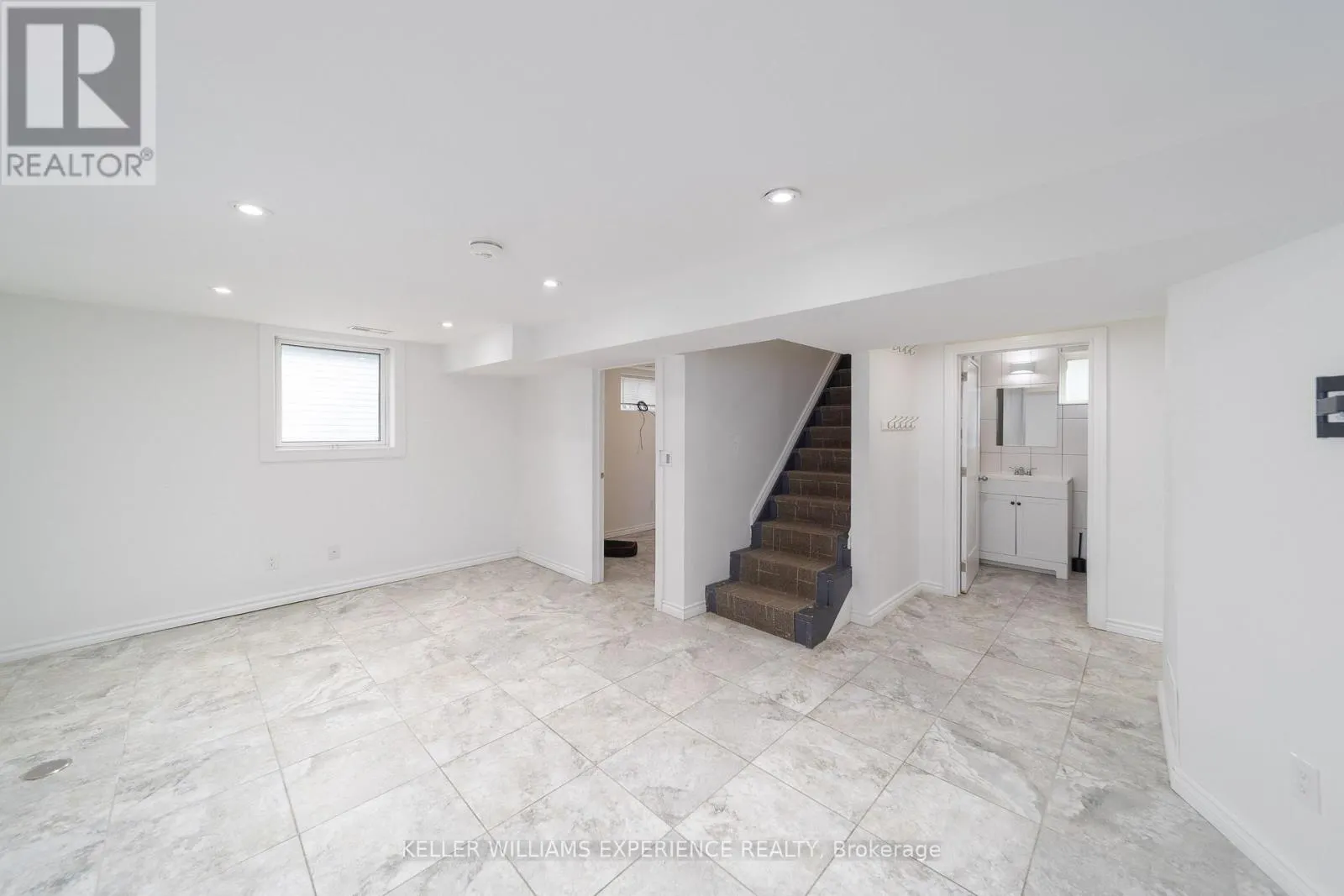 BSMT - 470 HIGH STREET