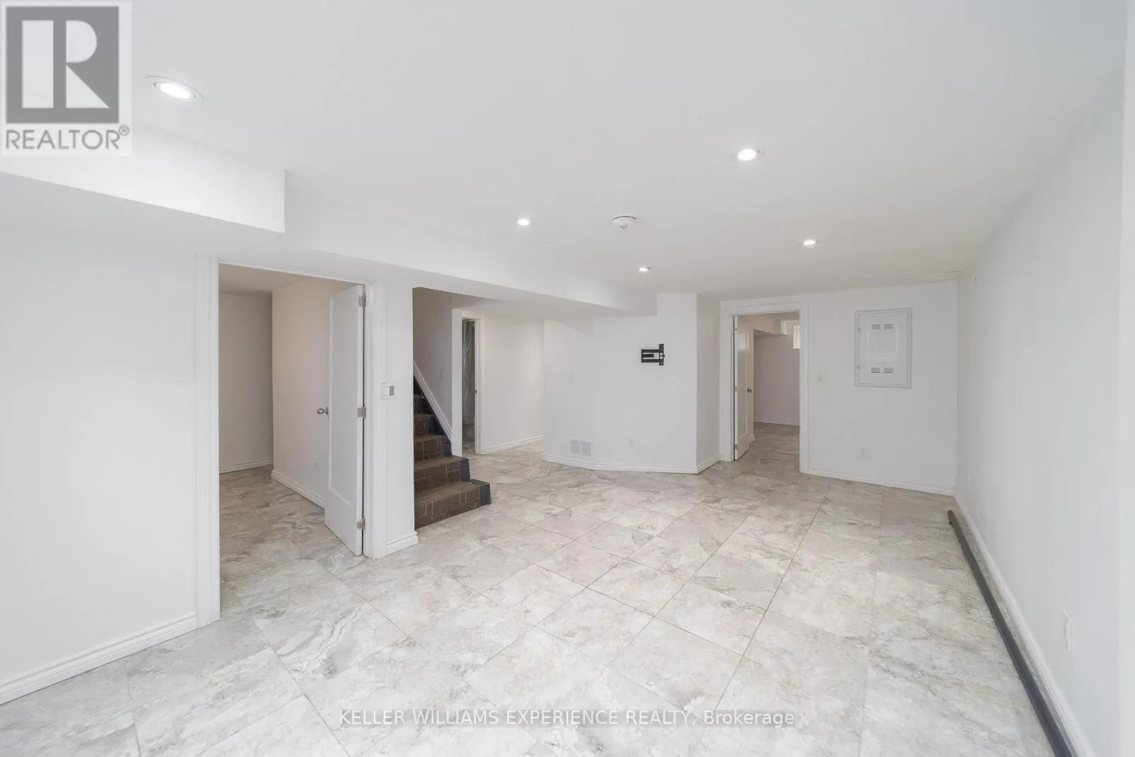BSMT - 470 HIGH STREET