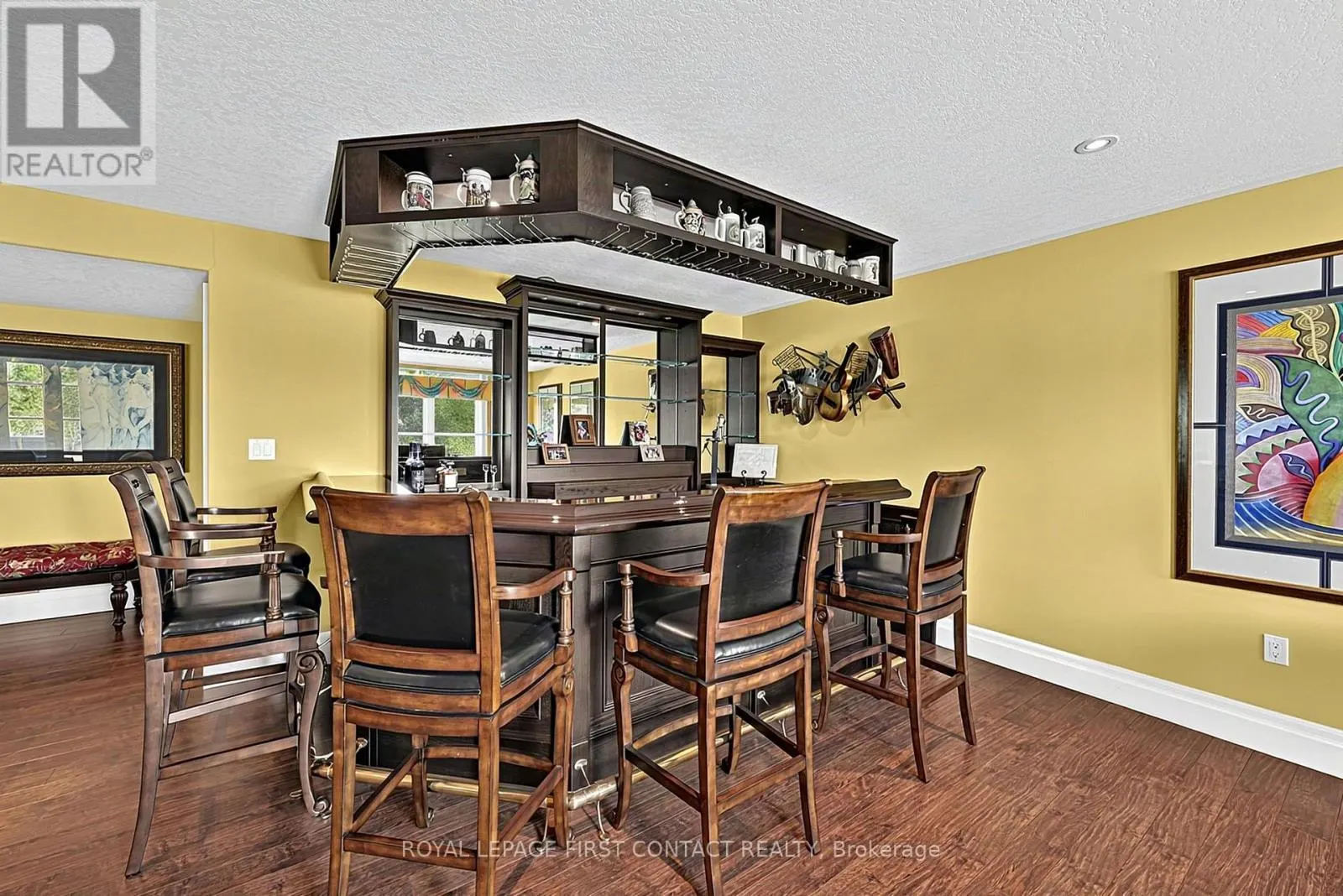 35 WENDAT TRAIL
