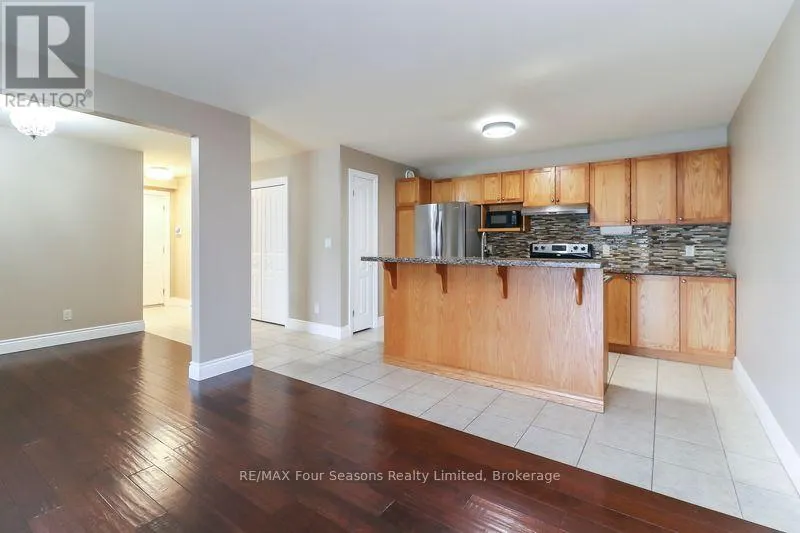 101 - 435 WALNUT STREET #101