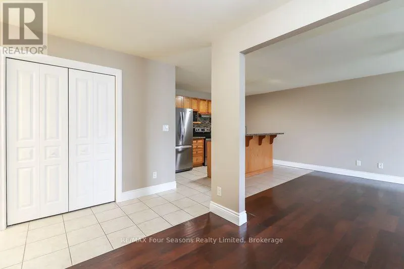 101 - 435 WALNUT STREET #101