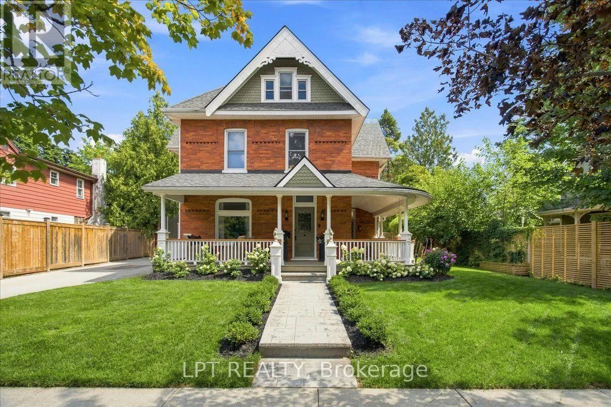 529 SAINT MARIE STREET