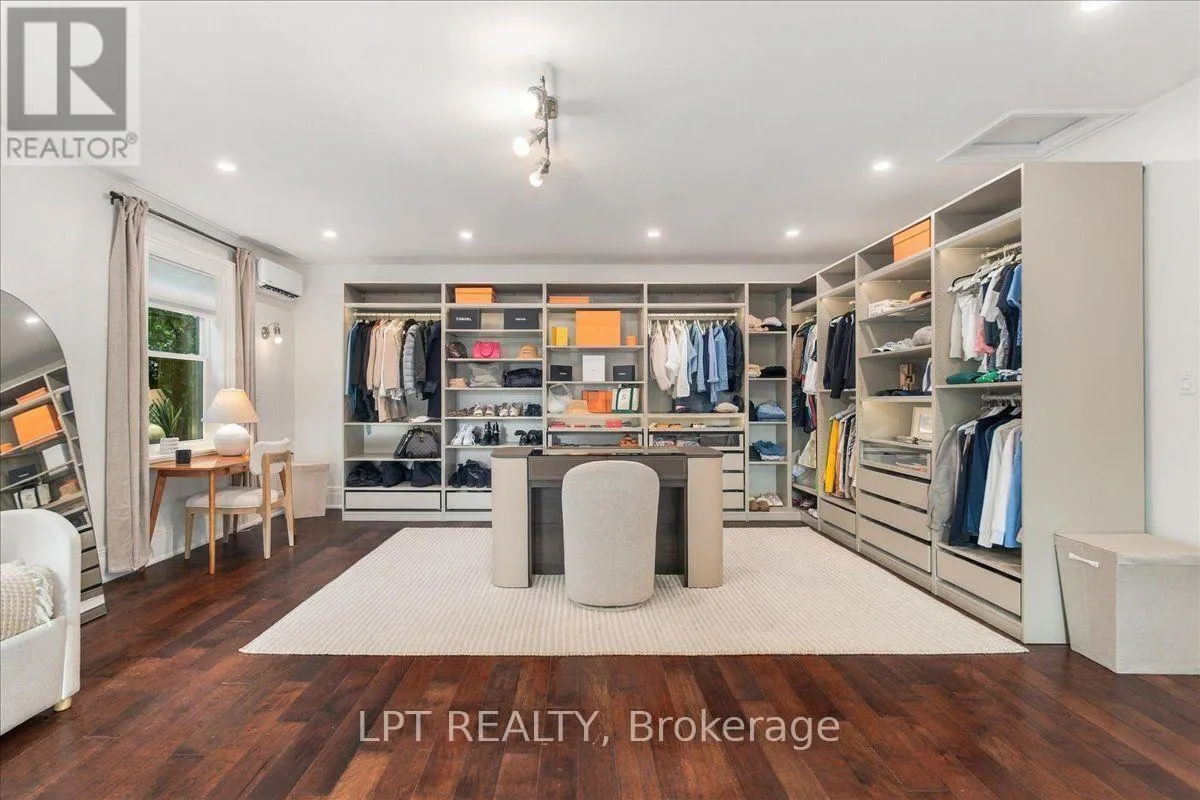 529 SAINT MARIE STREET