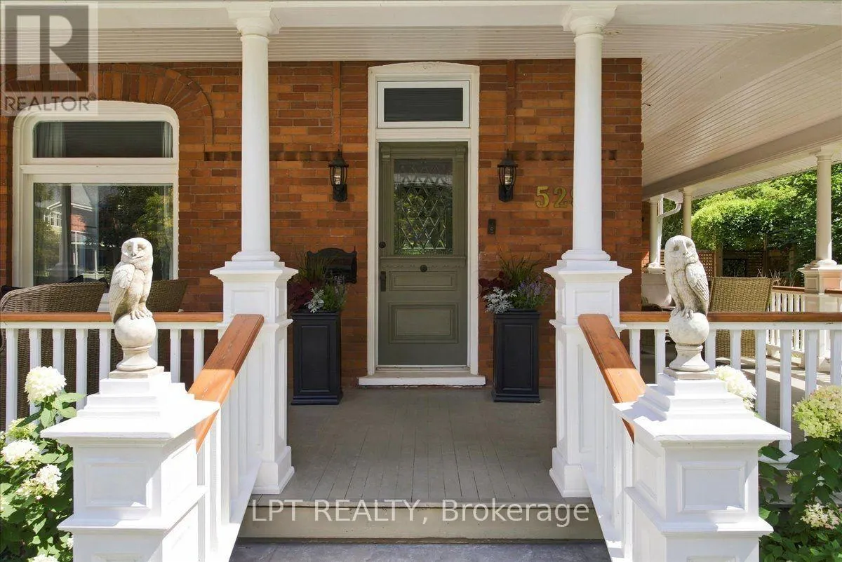 529 SAINT MARIE STREET