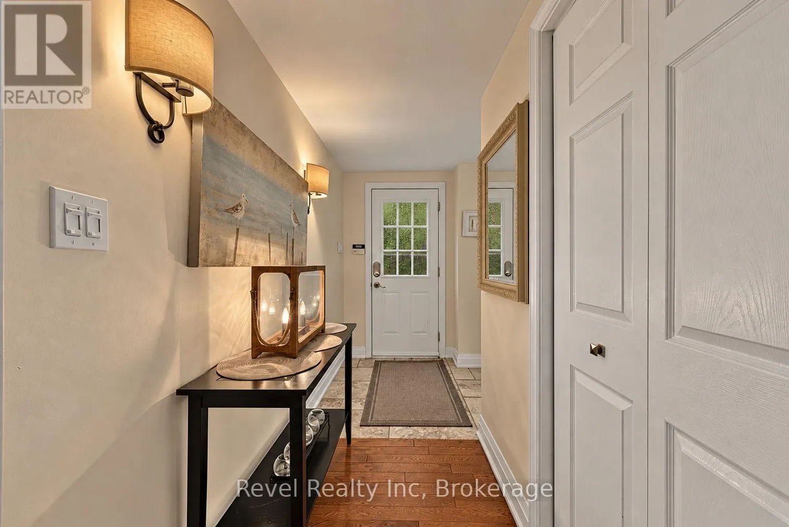 33 GREENWOOD DRIVE