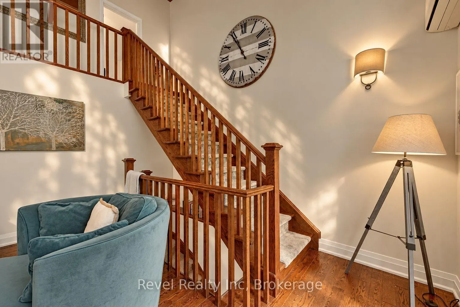 33 GREENWOOD DRIVE