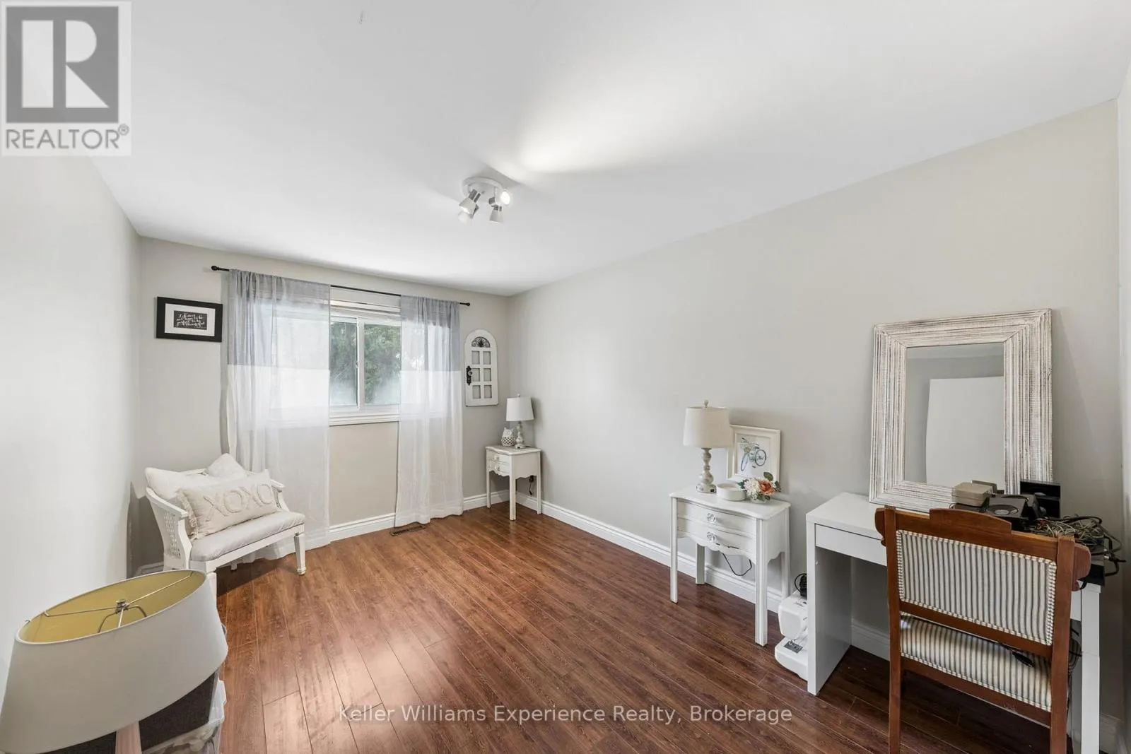 23 - 2 BERNICK DRIVE #23