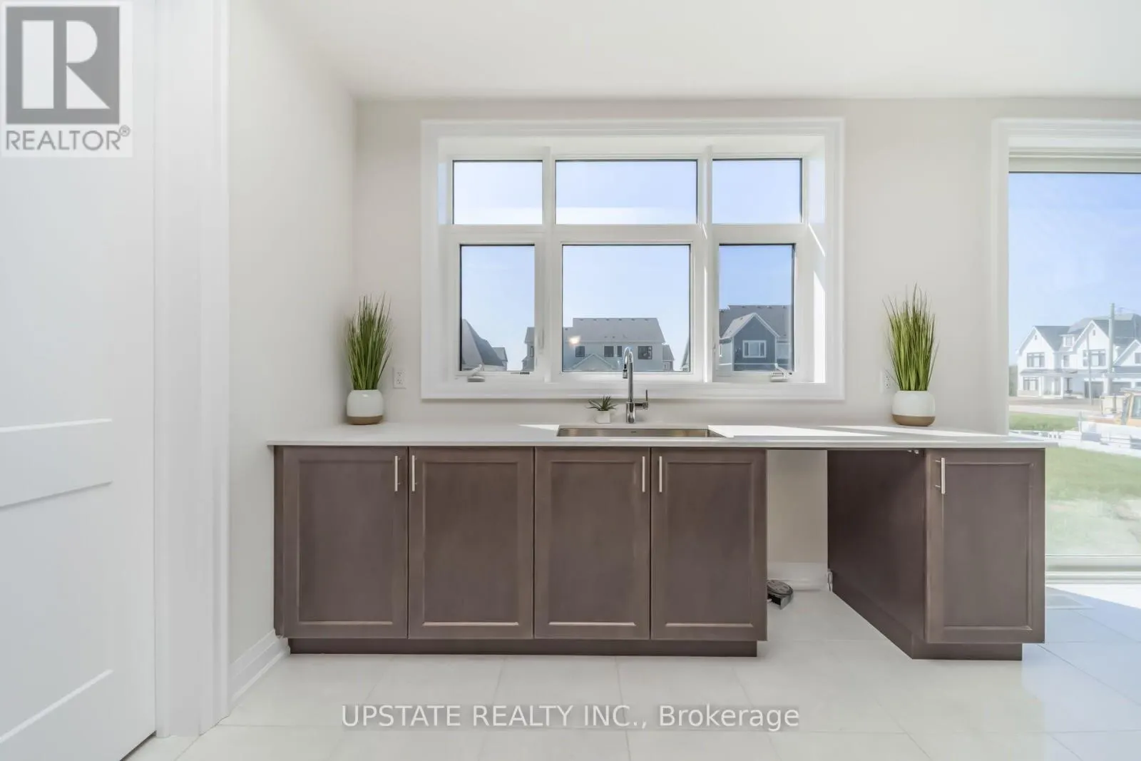21 PEARSALL PLACE