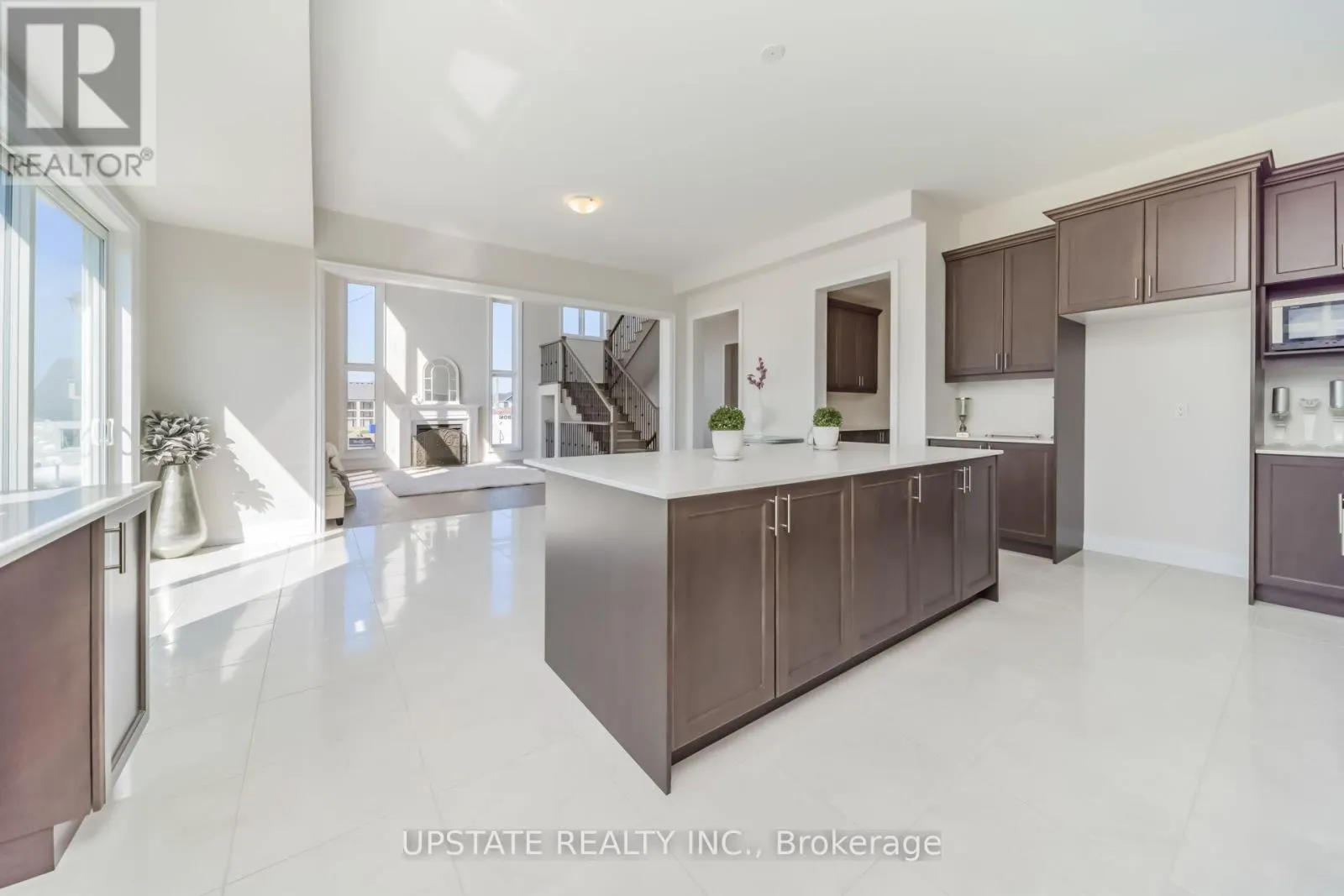 21 PEARSALL PLACE