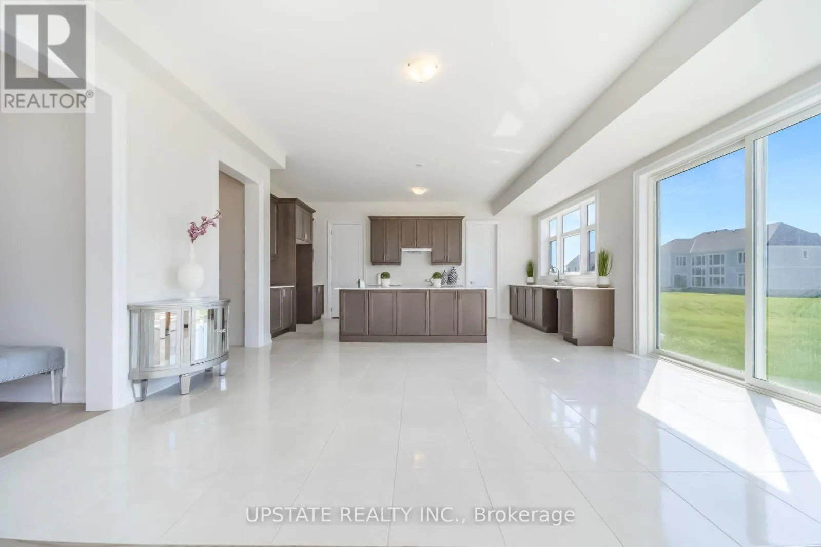 21 PEARSALL PLACE
