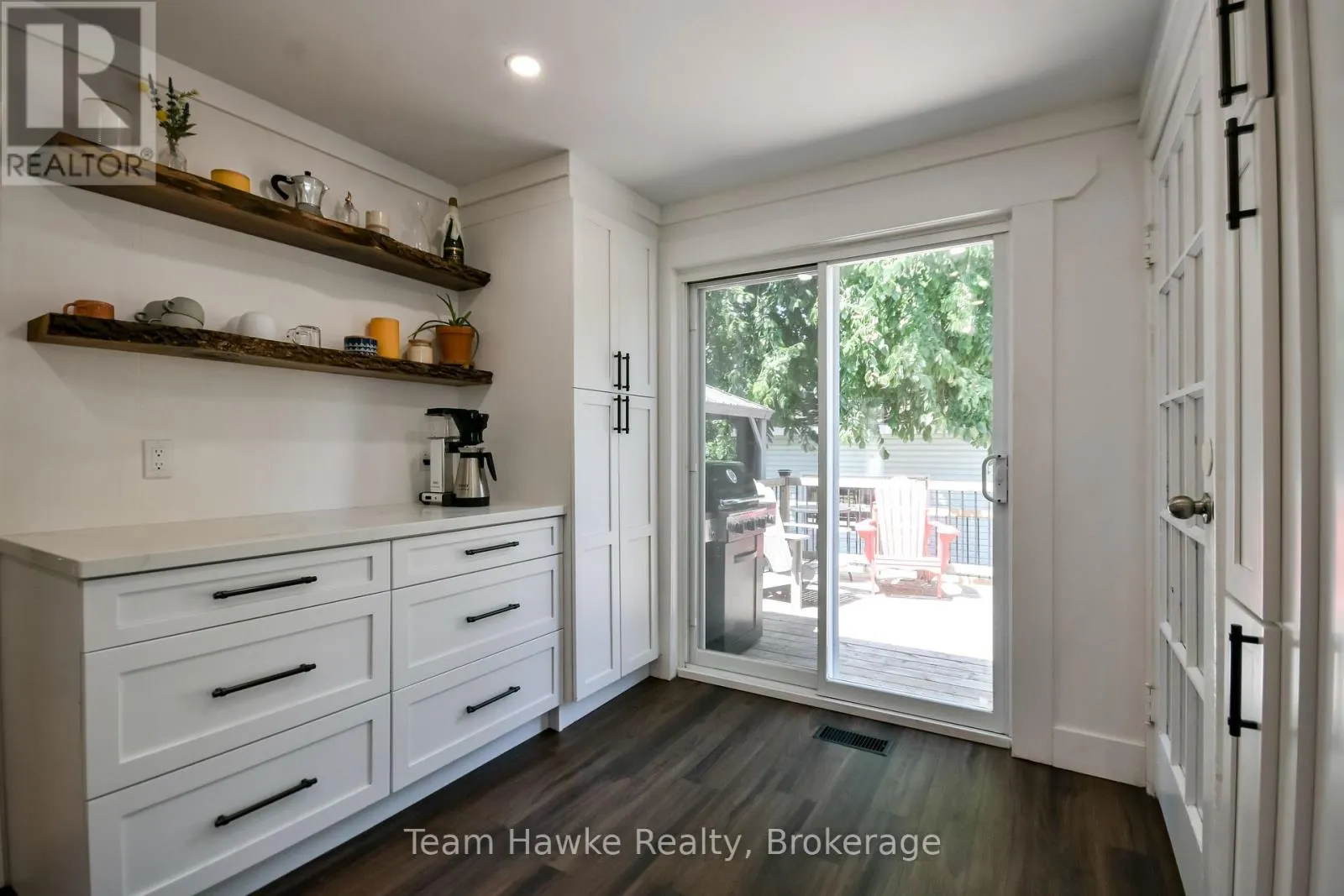 346 YONGE STREET