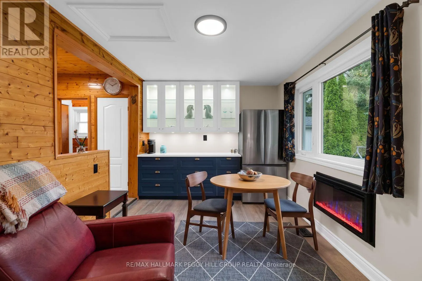 1387 OLD BARRIE ROAD W