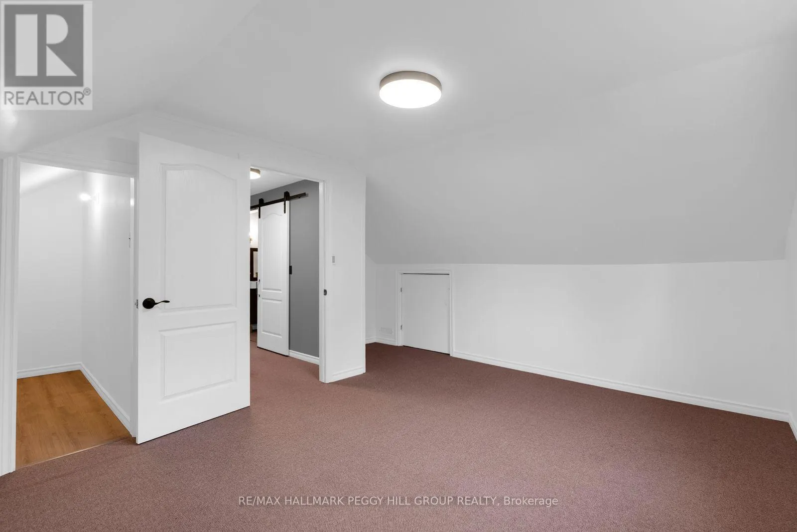 1387 OLD BARRIE ROAD W