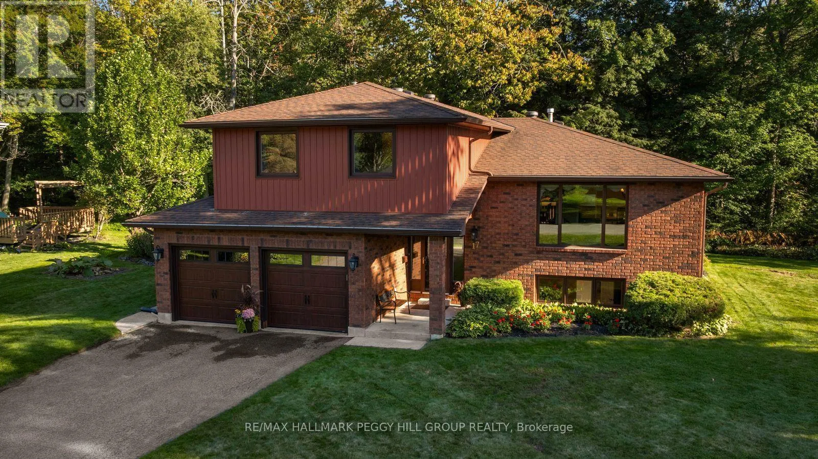 17 HOLLOWAY LANE