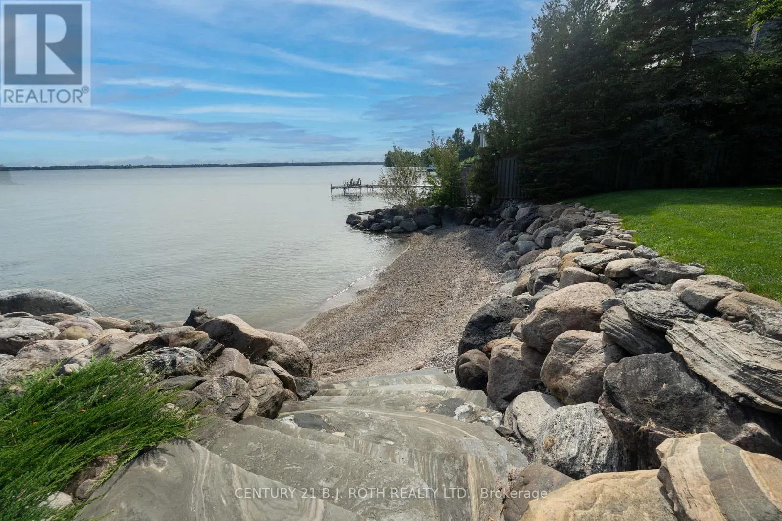 247 LAKESHORE ROAD W