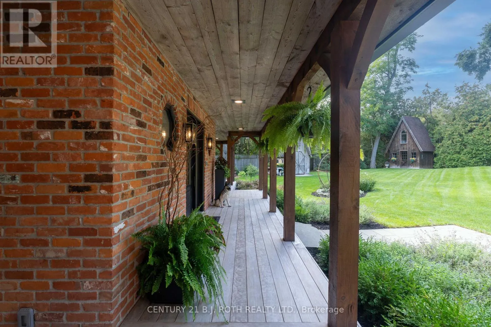 247 LAKESHORE ROAD W