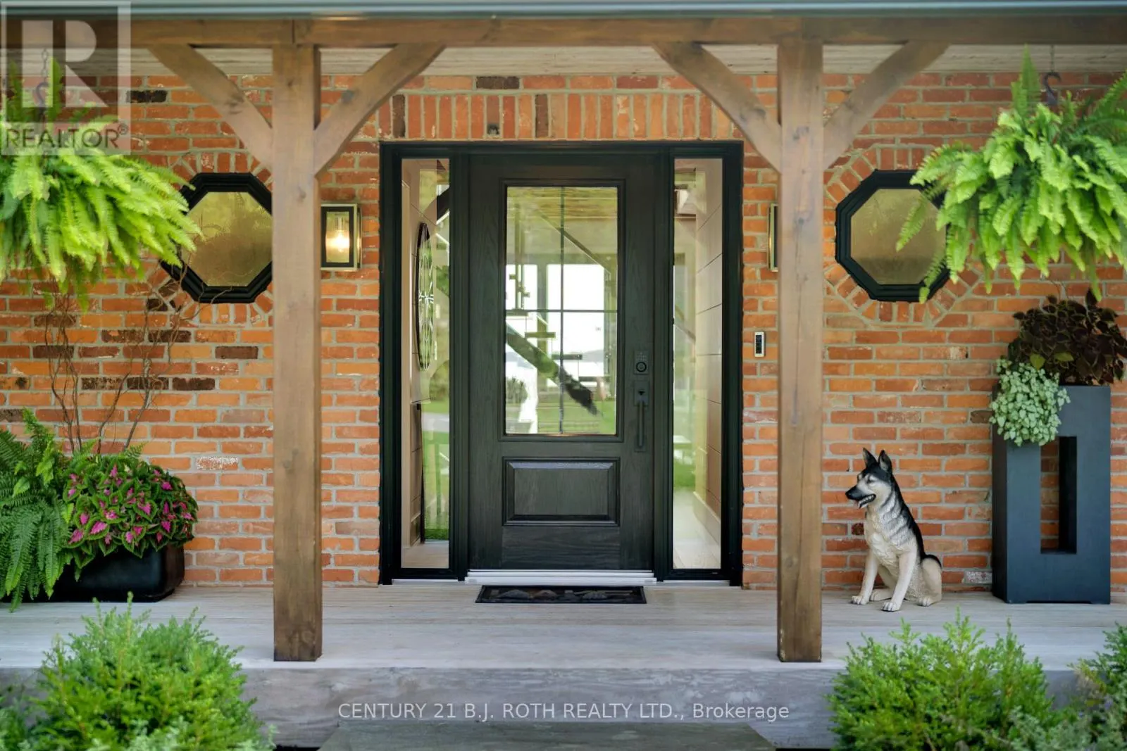 247 LAKESHORE ROAD W